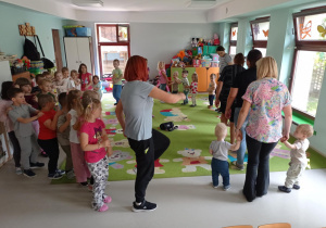 Wspólne zajęcia z "Pszczółkami".