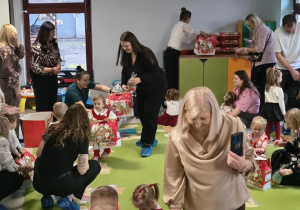 Uroczystość Choinkowa w grupie "Niedźwiadek".