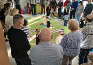 Dzień Babci i Dziadka w grupie Niedźwiadek.