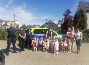 "Bezpieczne wakacje" - spotkanie z funkcjonariuszami policji.