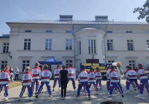 Występy grup tanecznych z Ozo Dance Studio Szkoły Tańca Alicji Reurowicz.