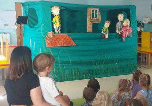 Przedstawienie teatralne pt.: "Piotruś Pan".