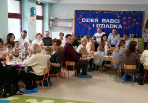 Dzień Babci i Dziadka w grupie "Niedźwiadek".